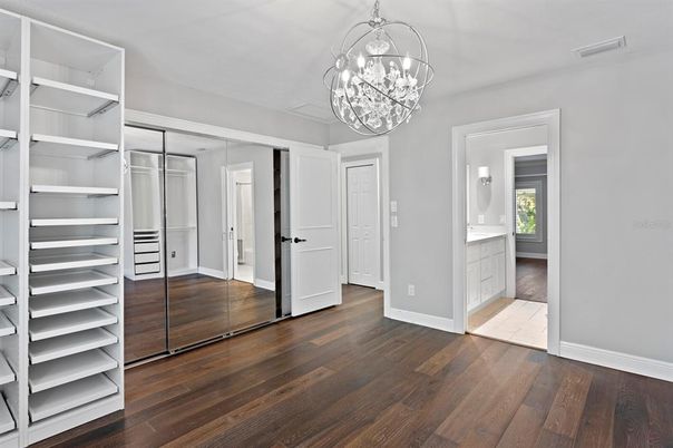 Interior, Pendant Lights, Walk-in Closets, Wood Texture Flooring