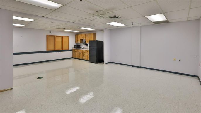 Empty room, Interior, Kitchen, Recessed Lighting