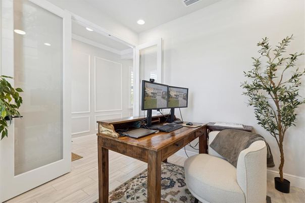 Home Office, Interior, Recessed Lighting, Wood Texture Flooring