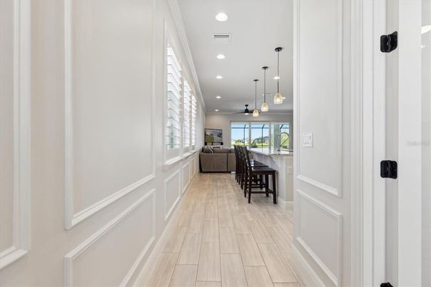 Interior, Pendant Lights, Recessed Lighting, Wood Texture Flooring