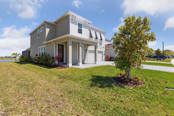 Attached, Backyard, Exterior, Facade, American Craftsman