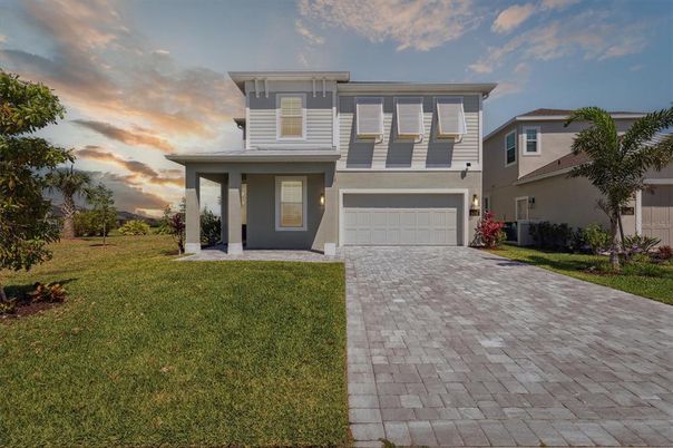 Attached, Exterior, Facade, Modern