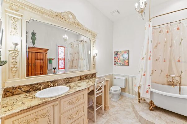 Bathroom, Free Standing Baths, Interior