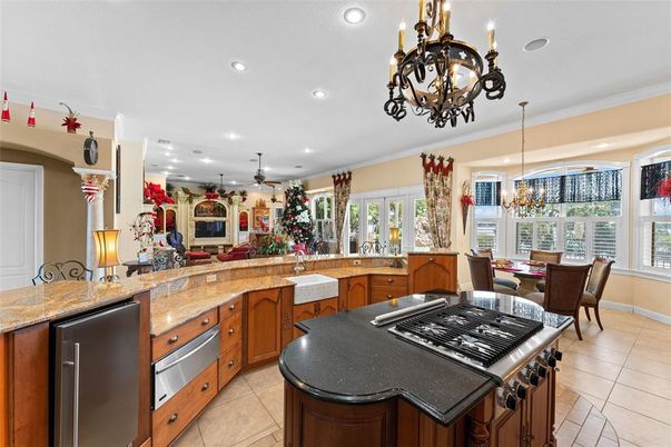 Chandelier, Dining room, Interior, Kitchen, Recessed Lighting