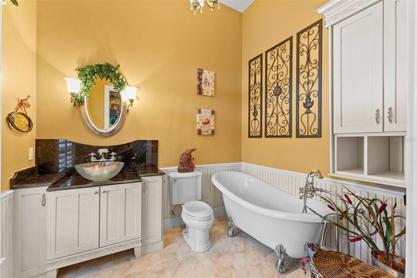 Bathroom, Free Standing Baths, Interior