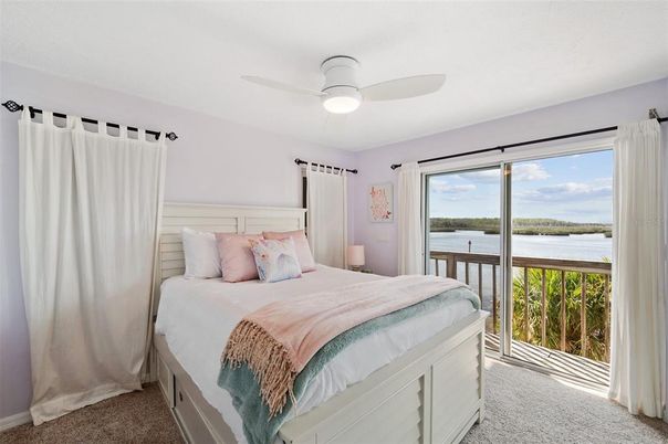 Bedroom, Interior, Water