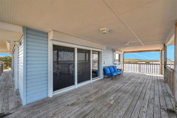 Exterior, Wood Texture Flooring