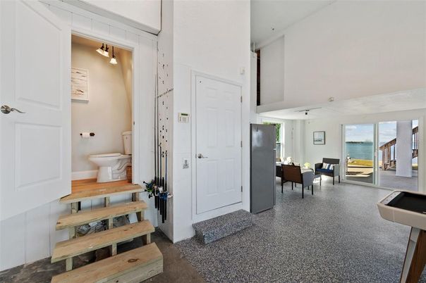 Bathroom, Dining room, Interior, Water