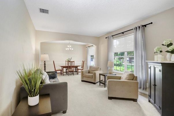 Chandelier, Dining room, Interior, Living room
