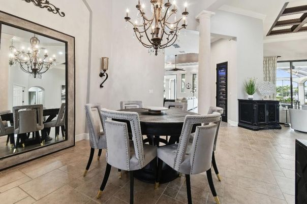 Chandelier, Dining room, Interior