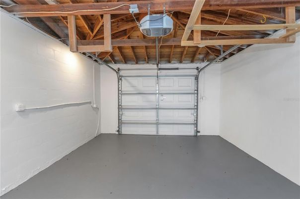 Garage, Interior, Wooden Beams, Wooden Ceilings