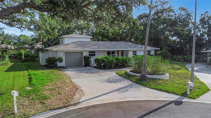 Attached, Backyard, Exterior, Facade, Ranch