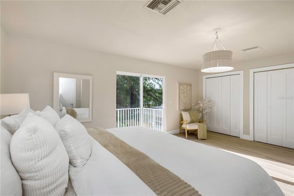 Bedroom, Interior, Pendant Lights, Wood Texture Flooring