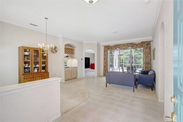 Chandelier, Interior, Living room