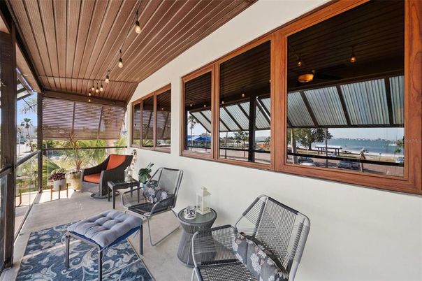 Interior, Living room, Sun Room, Water, Wooden Ceilings
