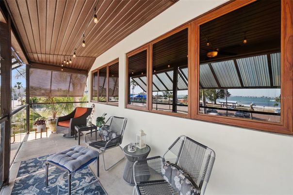 Interior, Living room, Sun Room, Water, Wooden Ceilings