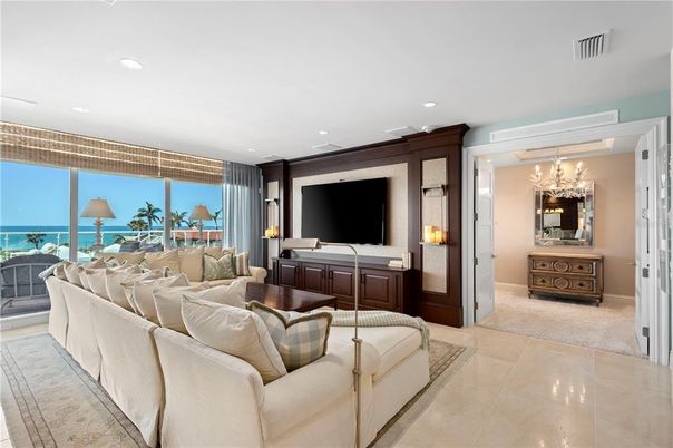 Chandelier, Interior, Living room, Recessed Lighting, Water