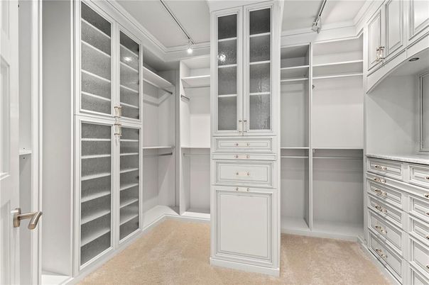 Interior, Walk-in Closets