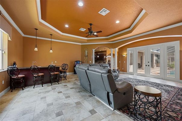 Interior, Living room, Pendant Lights, Recessed Lighting