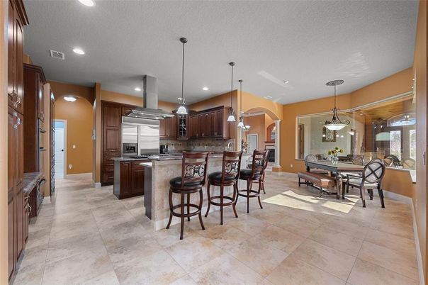 Dining room, Interior, Kitchen, Pendant Lights, Recessed Lighting, Stainless Steel Appliances