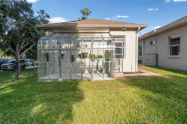 Backyard, Exterior