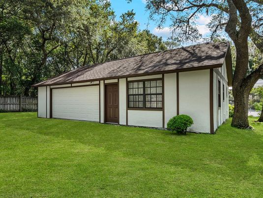 Backyard, Detached Garage, Exterior