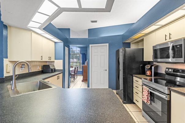 Glass Ceilings, Interior, Kitchen