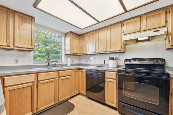 Interior, Kitchen, Wood Texture Flooring