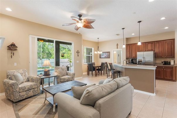 Dining room, Interior, Kitchen, Living room, Pendant Lights, Recessed Lighting, Stainless Steel Appliances