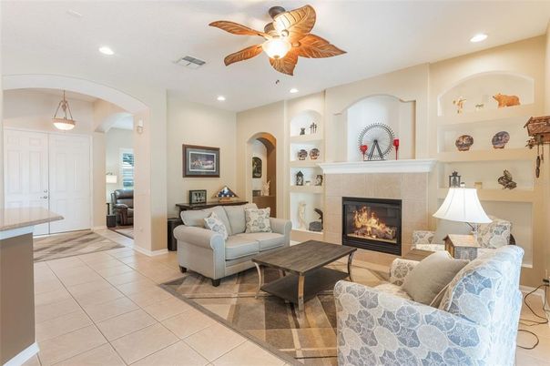 Fireplace, Interior, Living room, Pendant Lights, Recessed Lighting