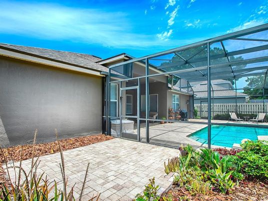 Exterior, Pool, Sun Room