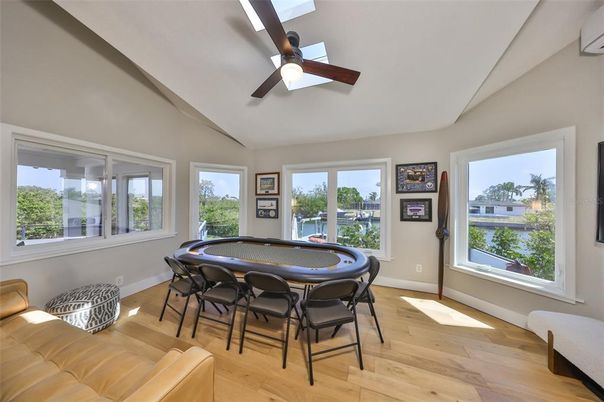 Game Room, Interior, Wood Texture Flooring