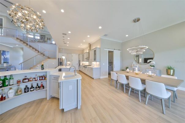 Dining room, Interior, Kitchen, Pendant Lights, Recessed Lighting, Wood Texture Flooring