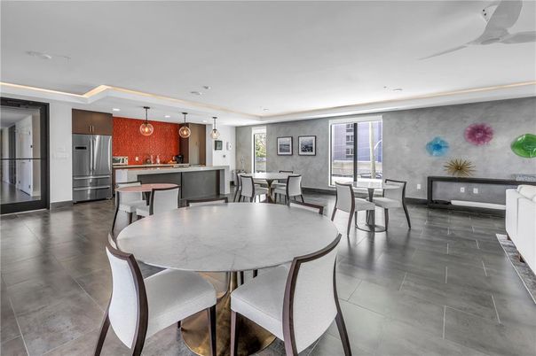 Dining room, Interior, Kitchen, Pendant Lights, Recessed Lighting, Stainless Steel Appliances