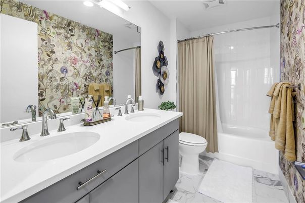 Bathroom, Dual Sink Vanities, Interior, Marble, Recessed Lighting