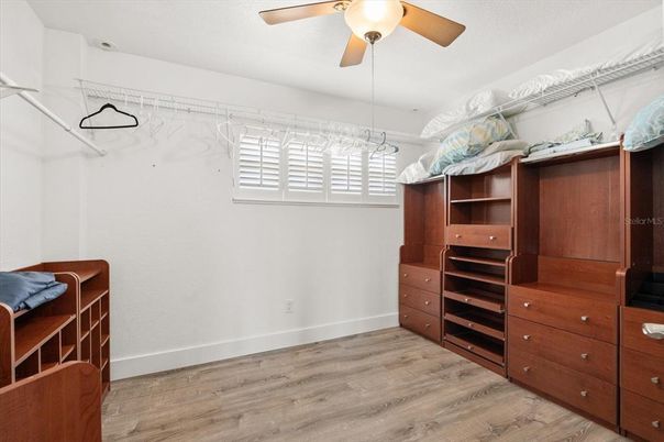 Interior, Walk-in Closets, Wood Texture Flooring