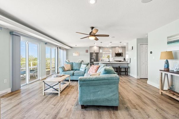 Interior, Kitchen, Living room, Pendant Lights, Recessed Lighting, Stainless Steel Appliances, Wood Texture Flooring