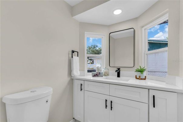 Bathroom, Dual Sink Vanities, Interior, Recessed Lighting