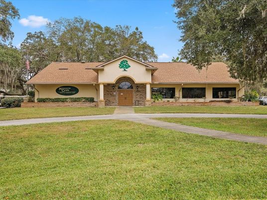 Backyard, Exterior, Facade, Ranch