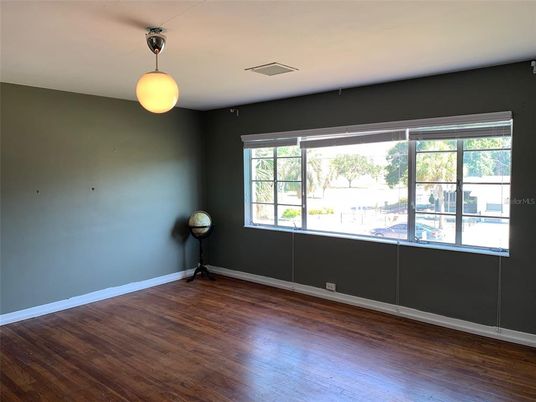 Empty room, Interior, Pendant Lights, Wood Texture Flooring