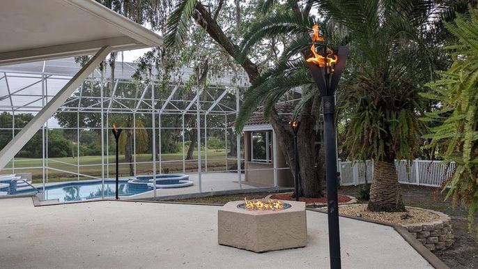 Exterior, Pool, Sun Room