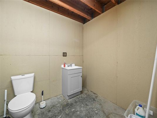 Bathroom, Interior, Wooden Beams