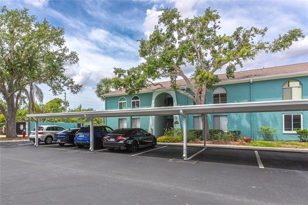 Exterior, Facade, Condo Building