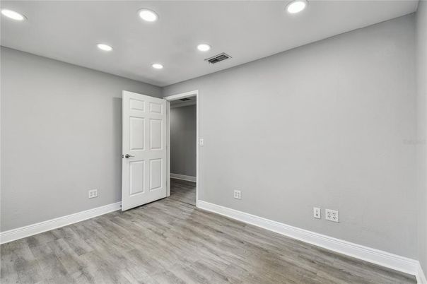 Empty room, Interior, Recessed Lighting, Wood Texture Flooring