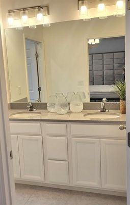 Bathroom, Dual Sink Vanities, Interior