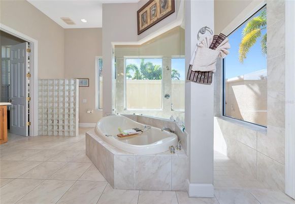 Bathroom, Interior, Marble, Recessed Lighting