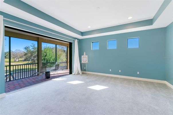 Empty room, Interior, Recessed Lighting