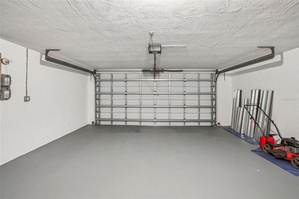 Garage, Interior