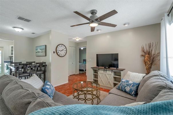 Dining room, Interior, Living room, Recessed Lighting