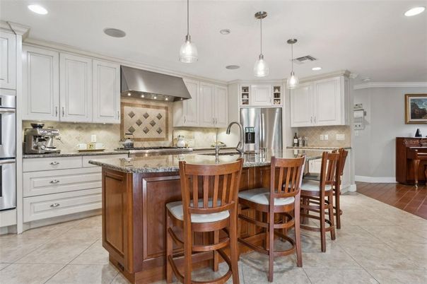 Interior, Kitchen, Pendant Lights, Recessed Lighting, Stainless Steel Appliances